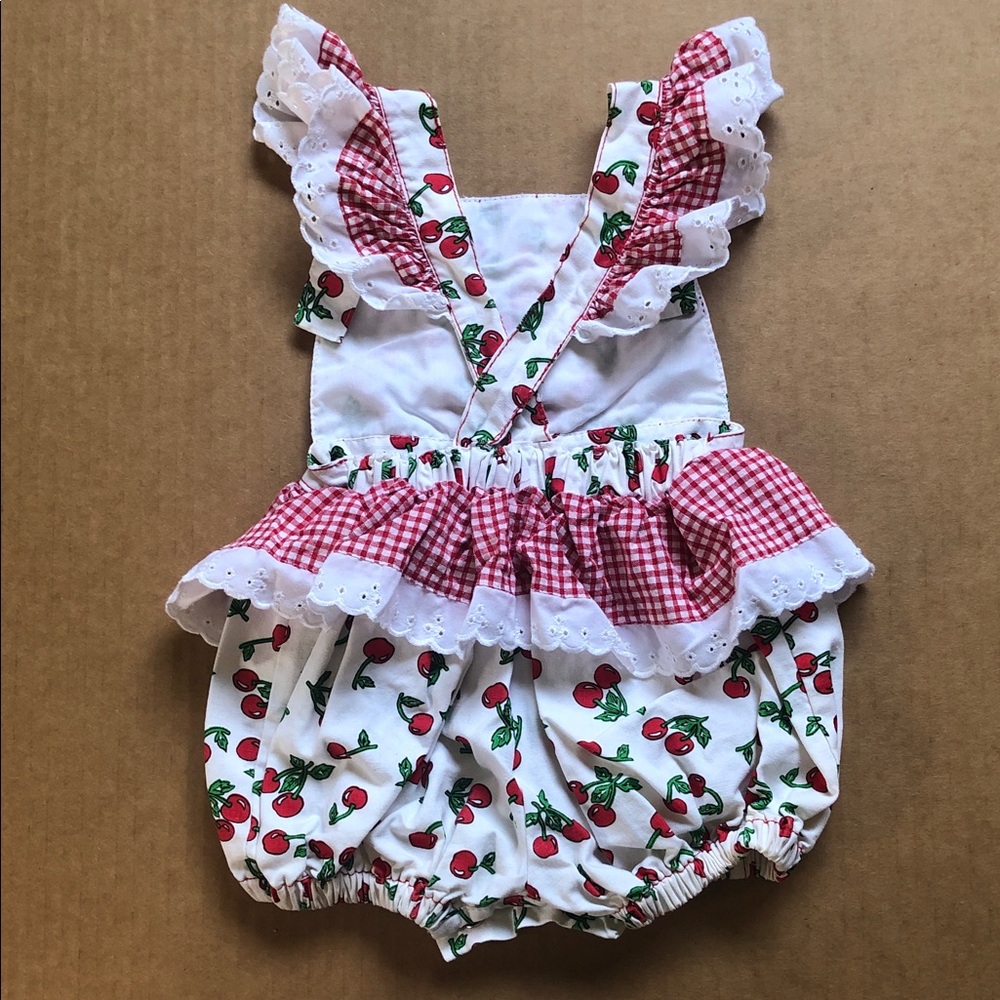 Vintage Gingham Ruffled Cherries Print Cotton Romper Size 18 mo., excellent - Picture 5 of 8
